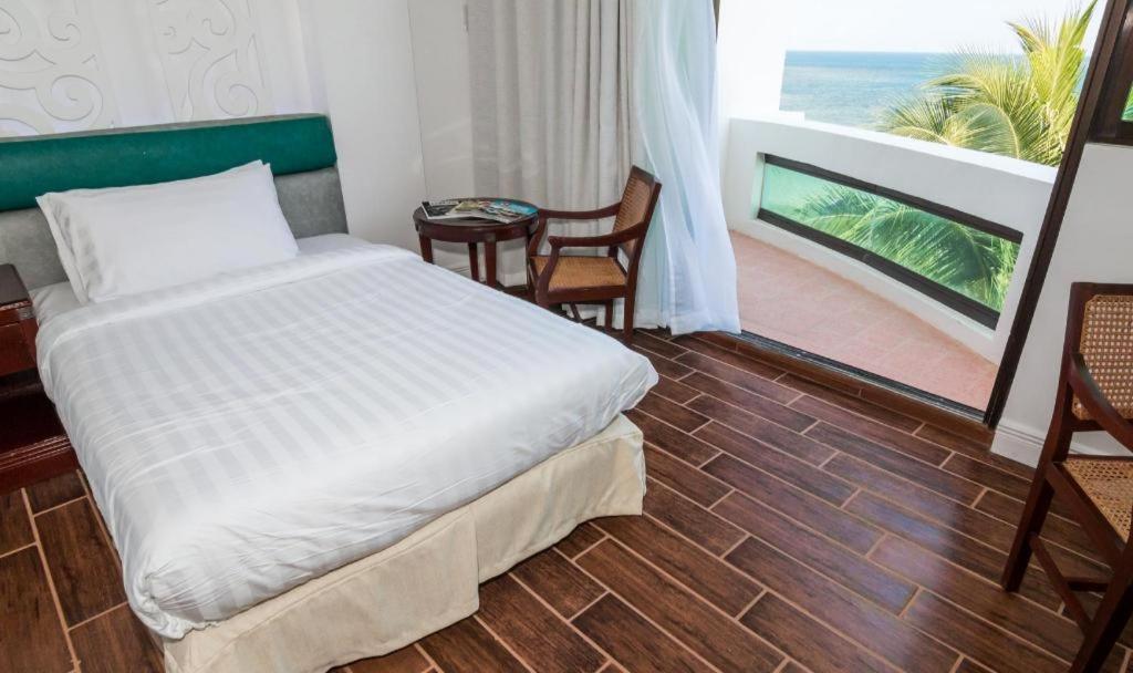 Vitalis White Sands Vigan Esterno foto